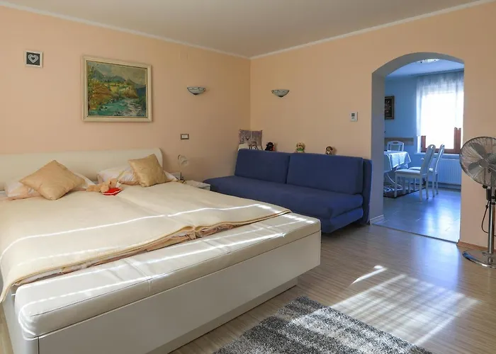 アパート Pr Fajfarju ブレッド