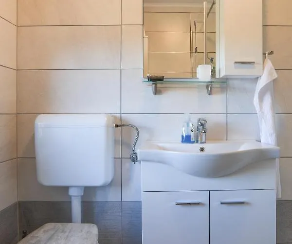 アパート Pr Fajfarju ブレッド